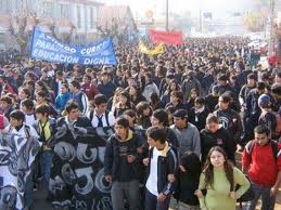 Pobladores de los Cerros Nor Orientales de la localidad de Usaquén, se movilizarán este viernes para protestar por los cientos de asesinatos de jóvenes en su localidad.