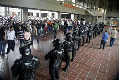 Corre joven corre!!!!!!!!! de las balas, de las batidas y de la represión del ESMAD