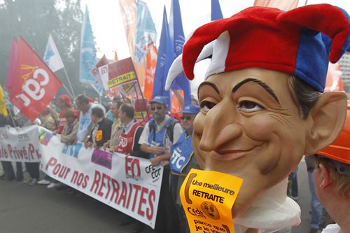 Francia lucha por pensiones y mucho más