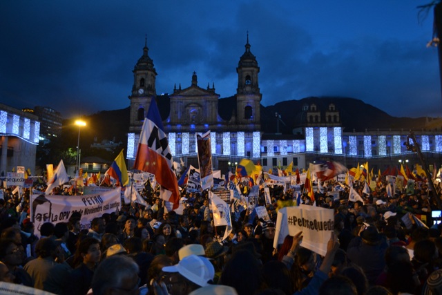 Marcha por la democracia y la paz