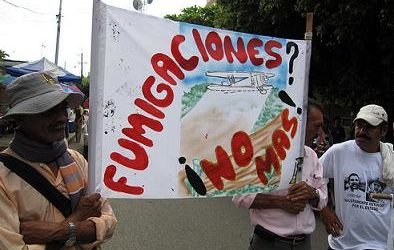 Violaciones de derechos humanos y daños ambientales a raíz de fumigaciones, afirma Amicus