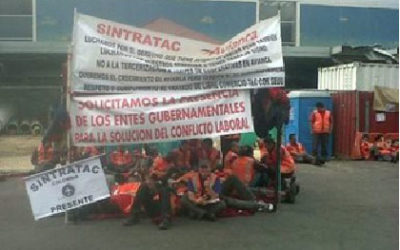 Con frío, hambre, hacinados en cambuches y aislados por Avianca, 55 trabajadores resisten en El Dorado