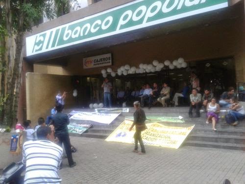 Si antes del 12 de diciembre no hay arreglo,  ese día inicia huelga en el Banco Popular