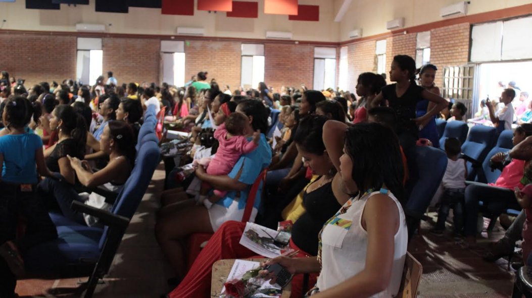 Mujeres de la comunidad de Tabaco reflexionan sobre el impacto sufrido por la megaminería