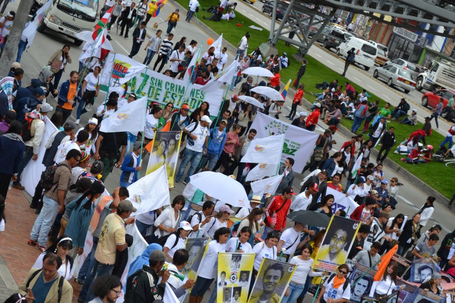 9 de abril: Por la paz sin crímenes de Estado