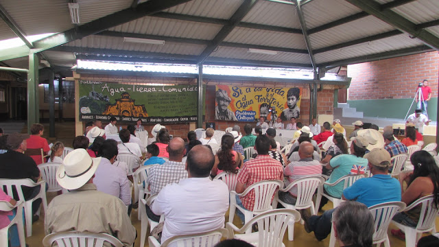 Plan de Vida Comunitario se pone en debate con candidatos en Pueblorrico, Antioquia