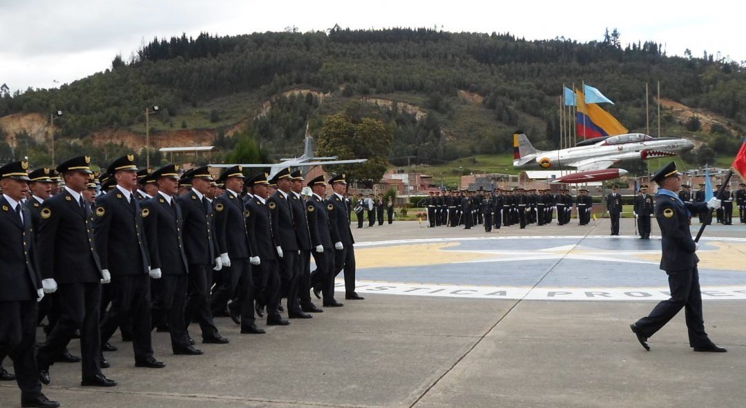 Senador Cepeda pide que se congelen cinco ascensos de militares y policías cuestionados