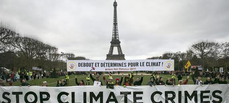 París, un acuerdo decepcionante que desoye a la ciudadanía: Ecologistas en Acción