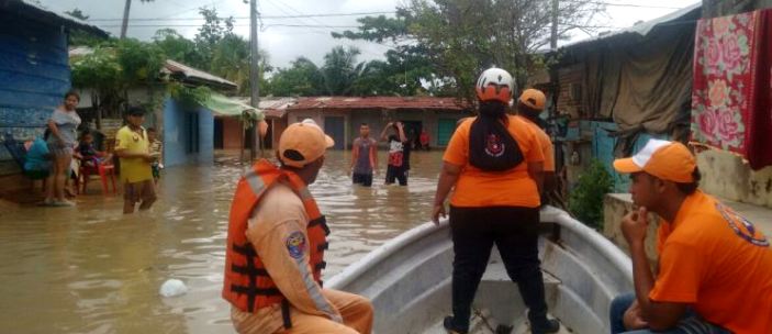 Dos personas muertas y miles de familias damnificadas en Antioquia