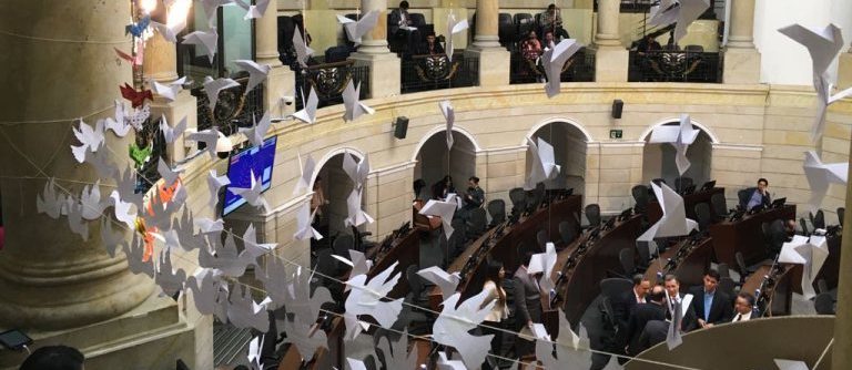 Artículos sobre extradición, nueva sala y otros del reglamento de la JEP son inconstitucionales y vulneran derechos de las víctimas