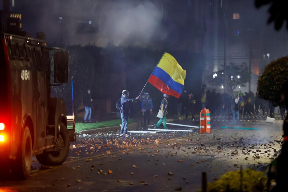 Comunicado Oficina de Alto Comisionado Naciones Unidas Derechos Humanos- Colombia: Expertos de la ONU preocupados por el uso indebido de las disposiciones antiterroristas y sobre delitos graves para procesar a manifestantes