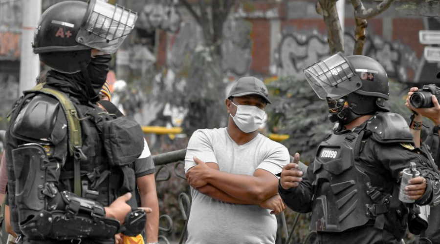 23 organizaciones de DH denuncian abuso policial con armas menos letales ante la CIDH