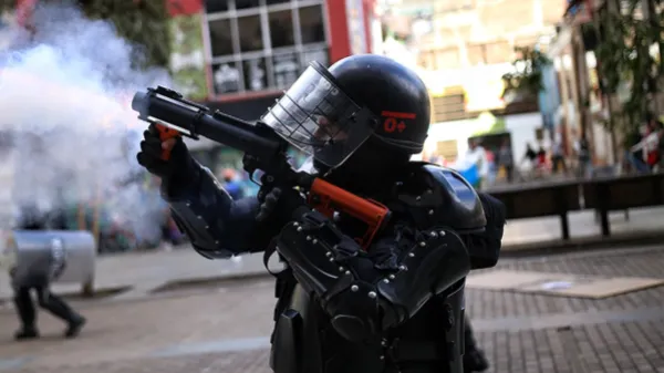 Proceso contra agente del Esmad que provocó lesión ocular a joven en el paro se queda en la justicia ordinaria