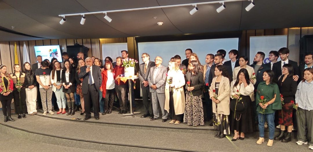 Homenaje de Defensoría del Pueblo al Colectivo de Abogados y Abogadas José Alvear Restrepo (Cajar)